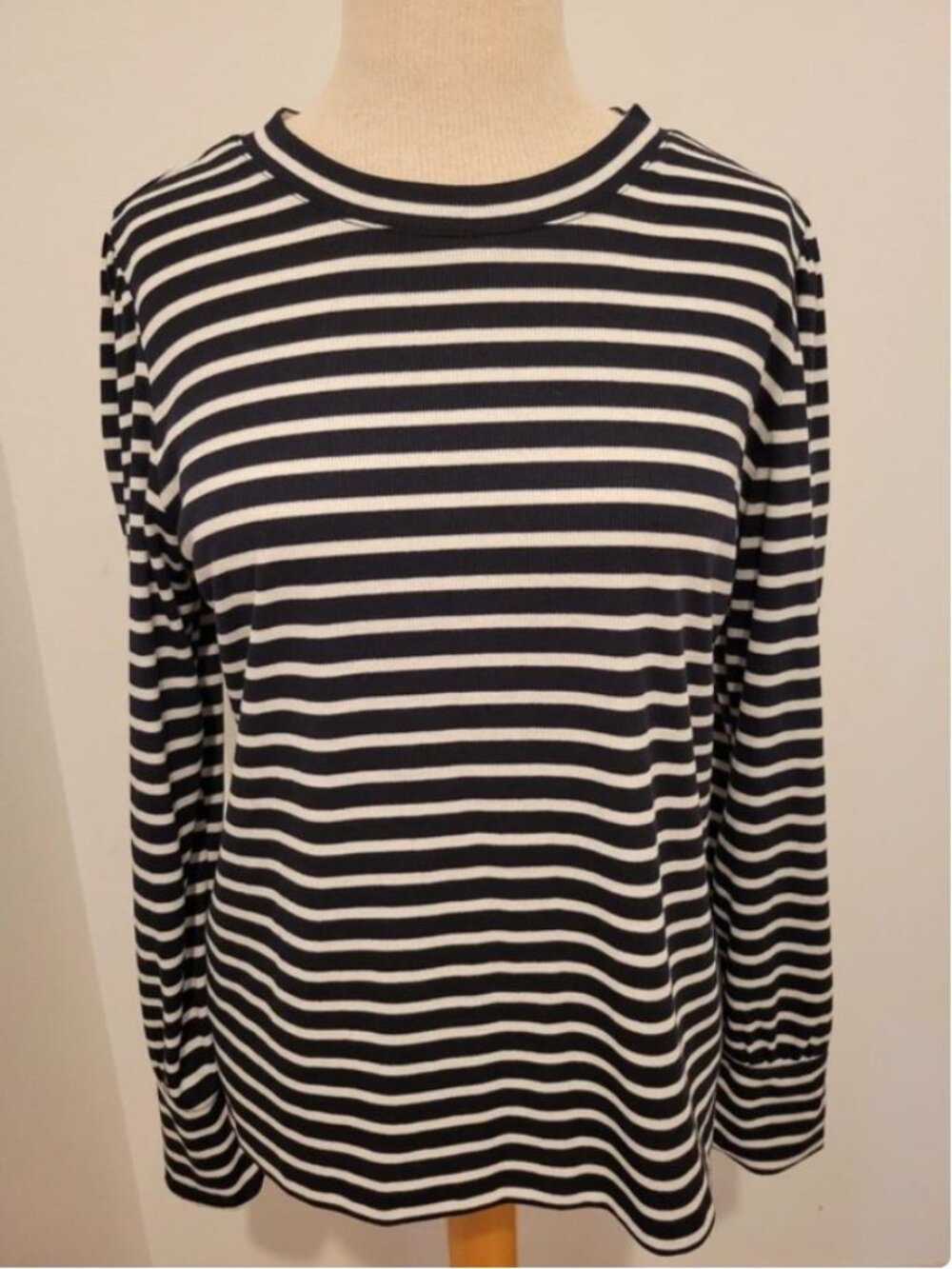 Ann Taylor black and white stripe knit top